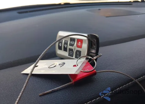 2017 Toyota Sienna Xle 8 Passenger z USA, uszkodzony, nr VIN 5TDYZ3DC0HS835216